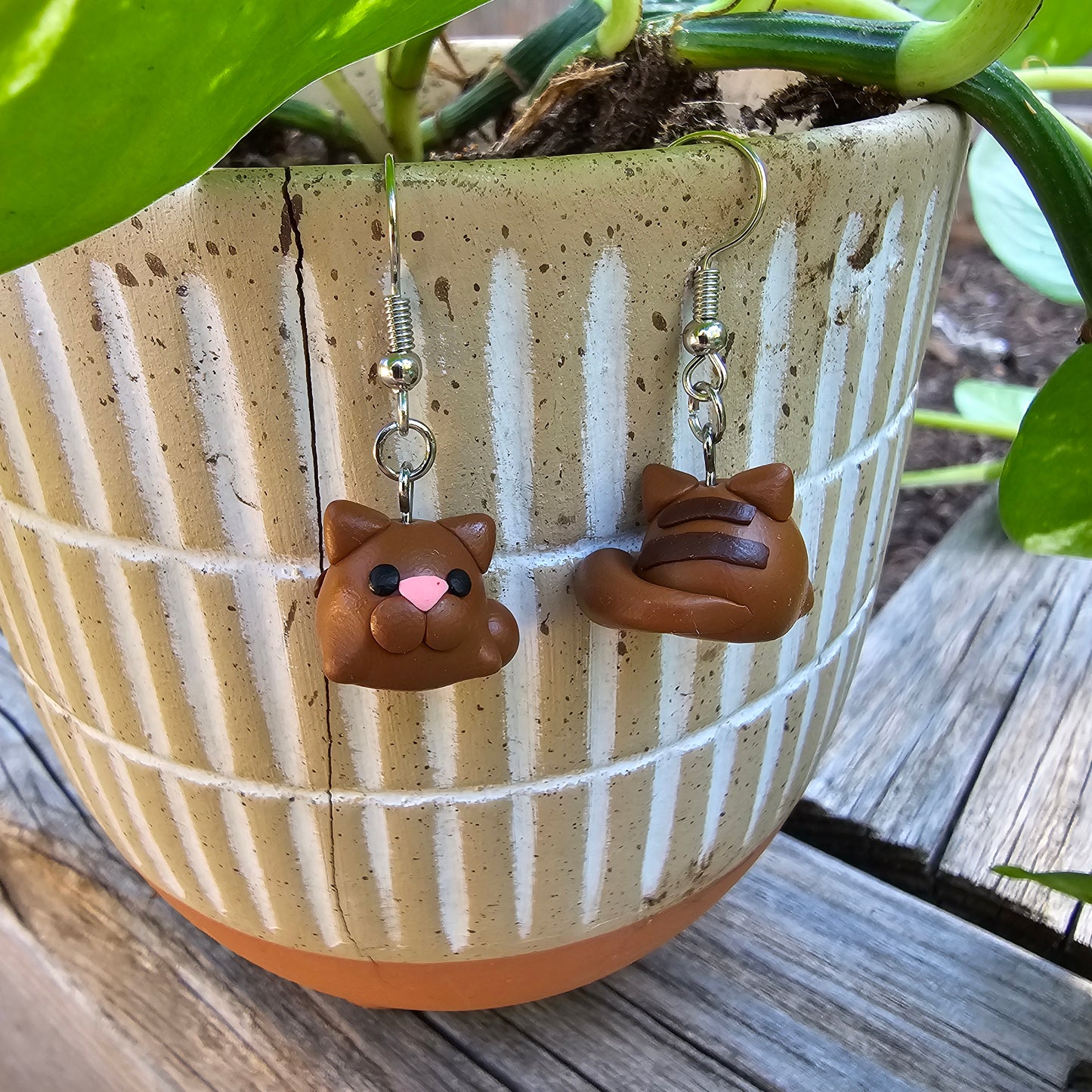 Brown Tabby Cat Earring