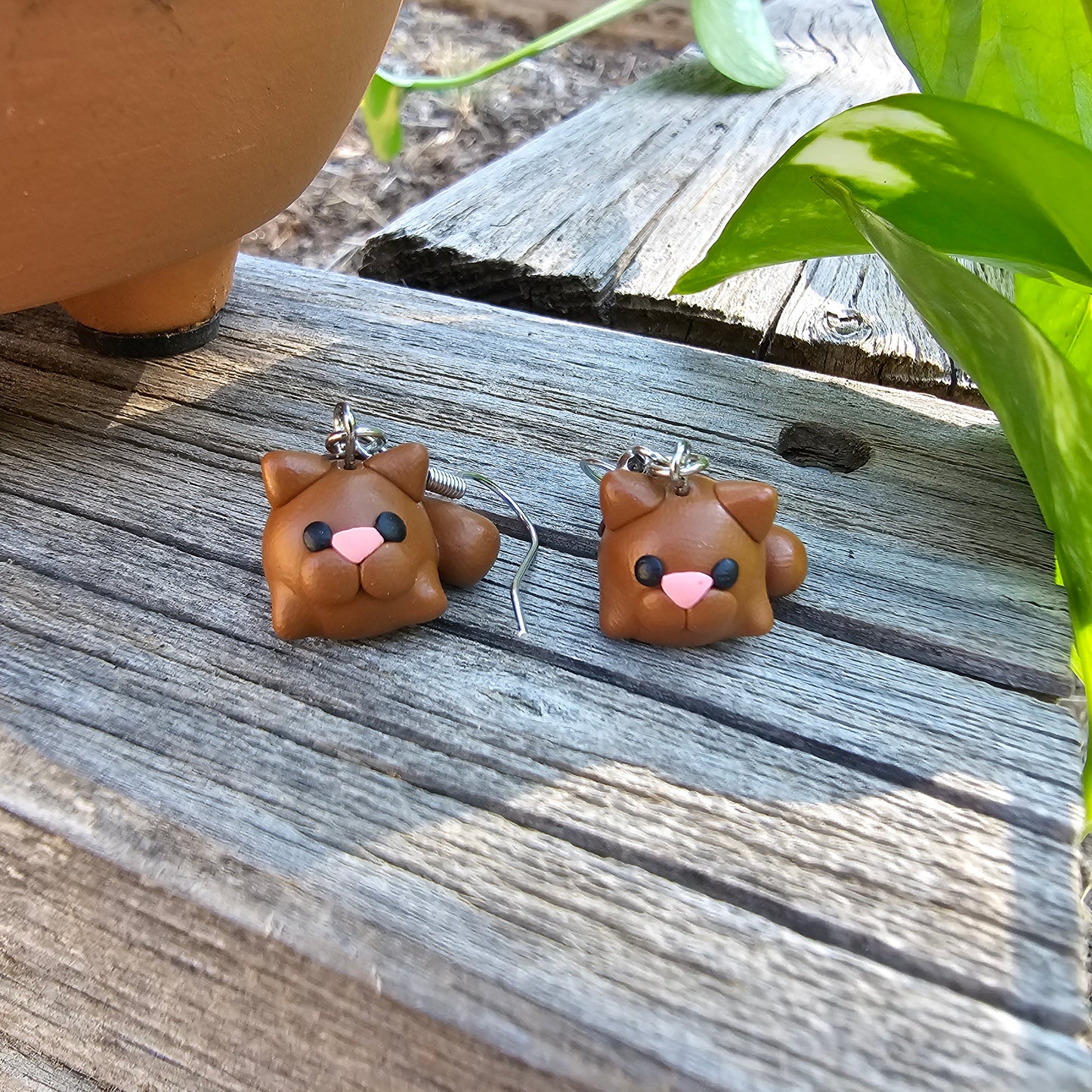 Brown Tabby Cat Earring